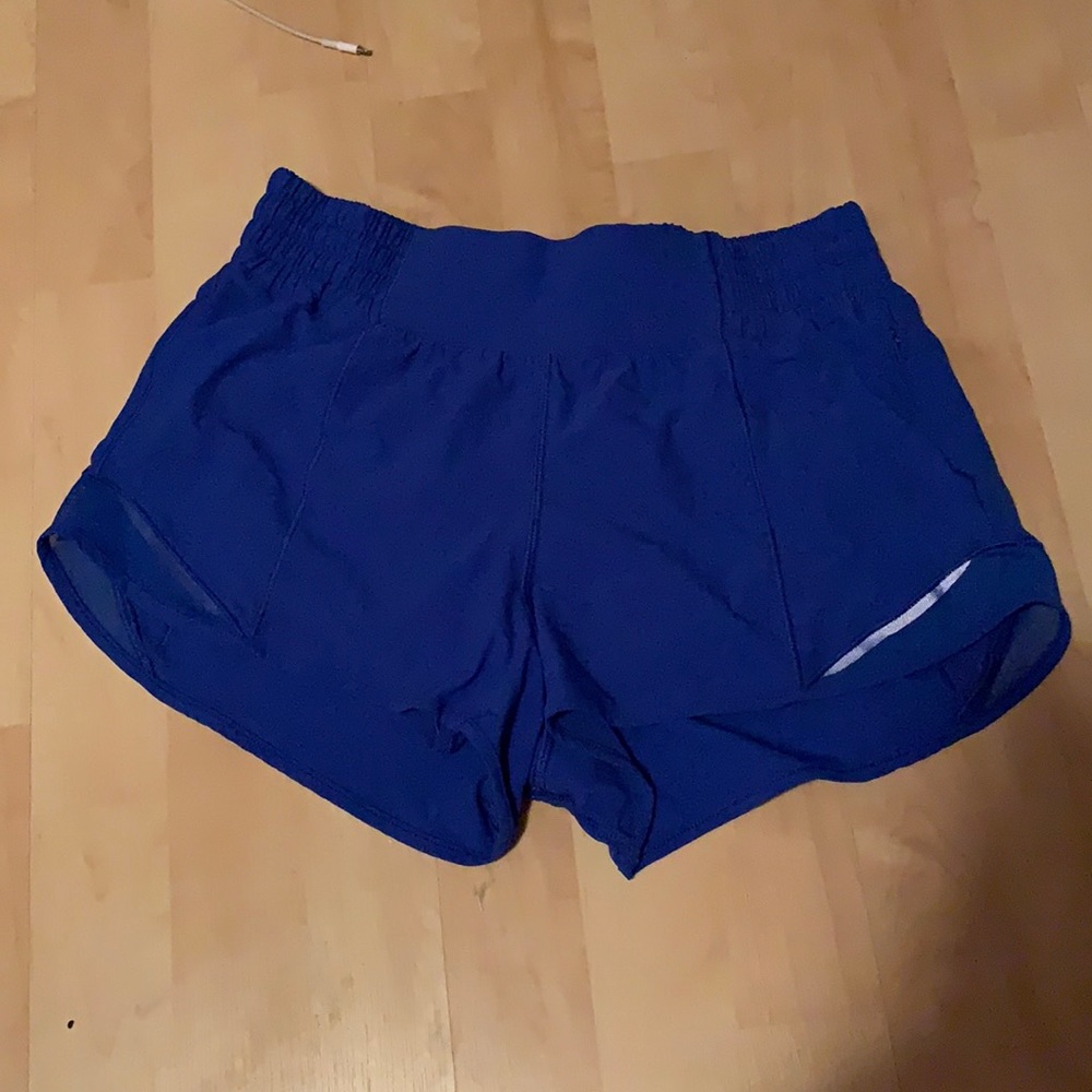 High Wasted 2.5 inch Lululemon shorts